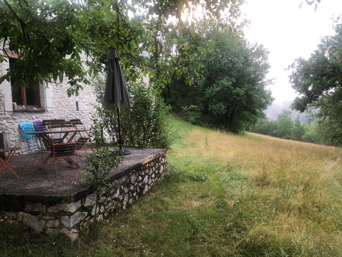 Natuur En Stilte In Een Bijzondere Omgeving Thézac Extérieur photo